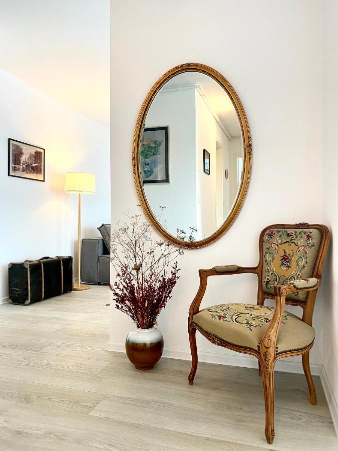 Uptown Apartament *