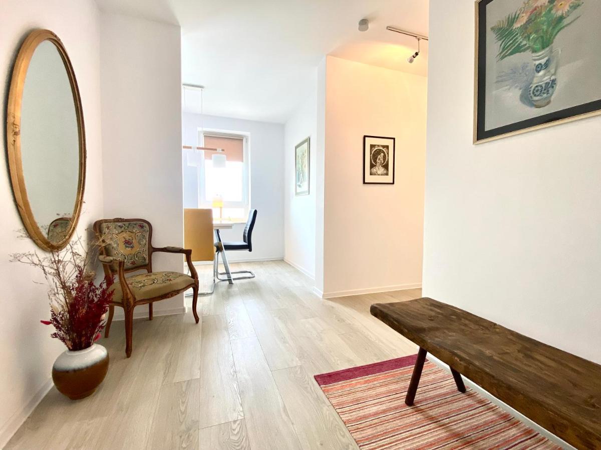 Uptown Apartament *